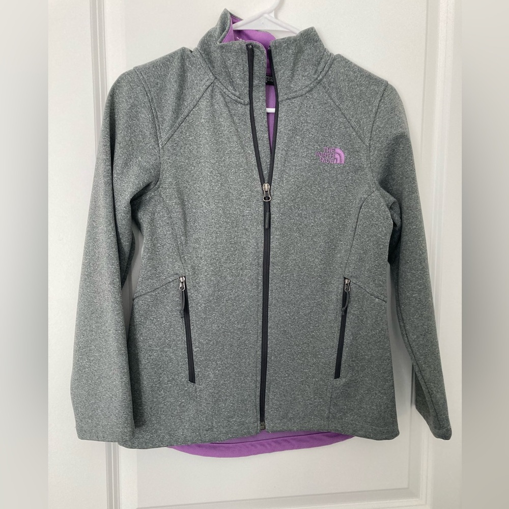 NWOT The North Face Soft Shell Jacket